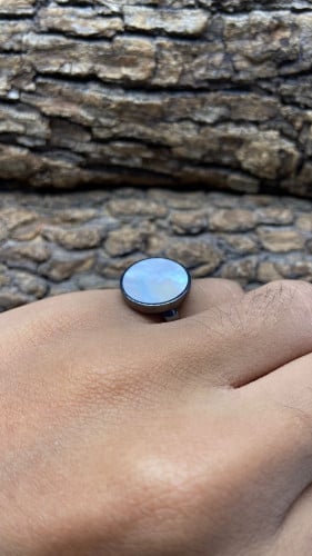 خاتم صدف ملكي مطلي روديوم اسود