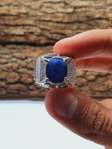 حجر الزفير سيلاني طبيعي مرصع بالزركون مع برتاش نوا...