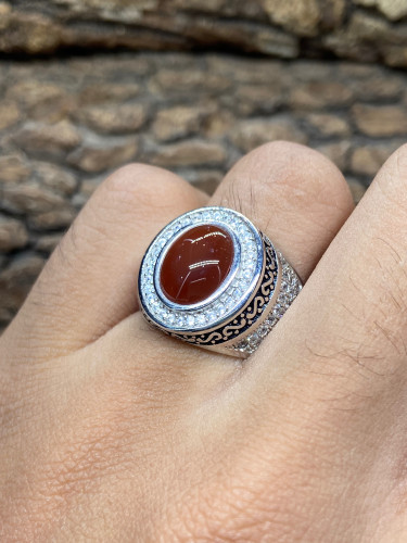 خاتم فضة تايلندي لون العقيق شكل دائري بيضاوي عيار...