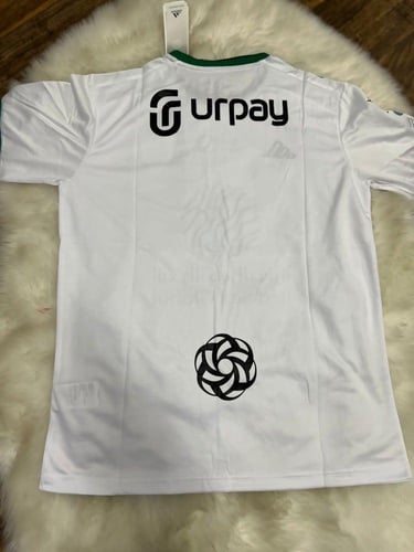 تيشيرت الاهلي السعودي لون أبيض مقاس ولادي شبابي رج...