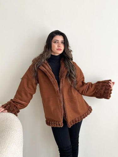 جاكيت نسائي جوخ مع فرو ناعم