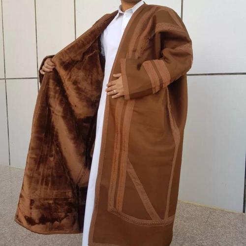 فروة رجالية لون بني فخمة