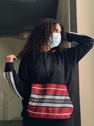 بلوفر اسود سدو تراثي