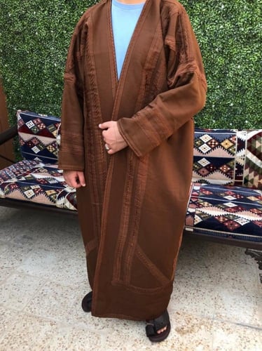 فروة رجالية لون بني فخمة