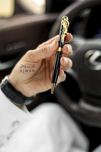 قلم فاخر مخصص بالاسم