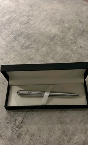 قلم رؤية بحفر اليزر بالاسم على طلبك