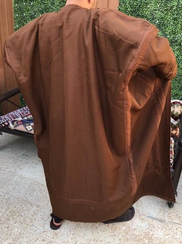 فروة رجالية لون بني فخمة