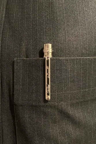 قلم رجالي منقوش بالاسم