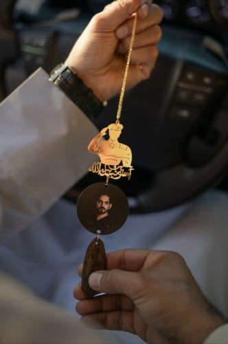 تعليقة سيارة عسكري مع الصوره وكسرة العود