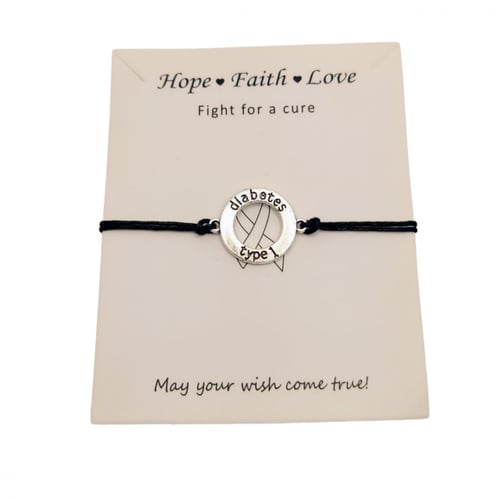 اساور تعريف