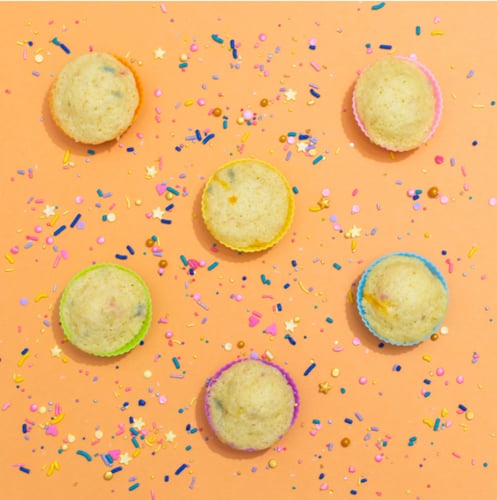 خليط الكوب ابيض