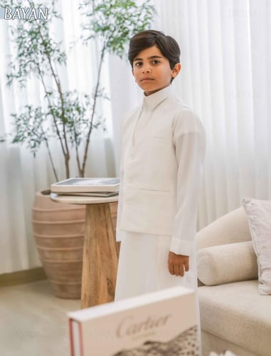 سديري ملكي أوف وايت