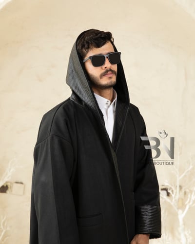 فروة رجالي أسود