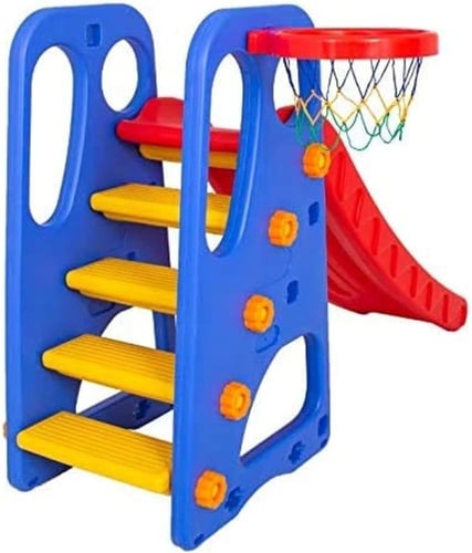 زحليقة مع لعبة كرة سلة