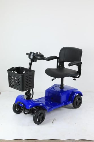 سكوتر كبار السن وذوي الاحتياجات الخاصه