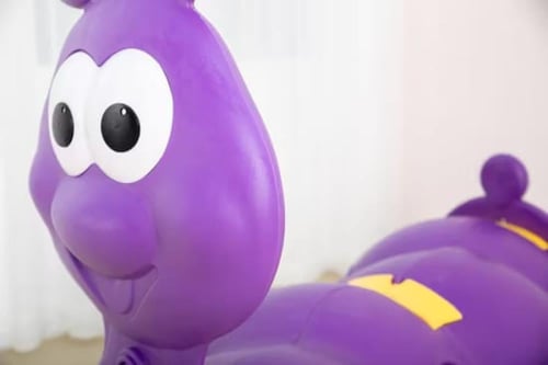 لعبة نفق الدودة البنفسجي للاطفال