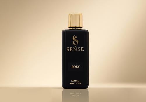 Soly : عطر فرنسي شرقي رجالي التركيبة : عود . توت ا...