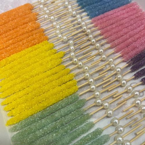 اعواد سكر ملونة او سادة "بدون تغليف"