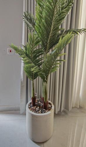 شجرة نخيل بلاستيك