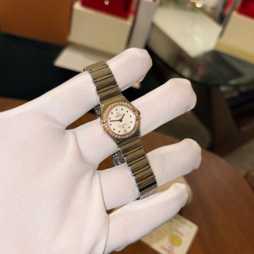 اوميغا نسائي اصدار MyChoice ستيل وذهب طوق الماس