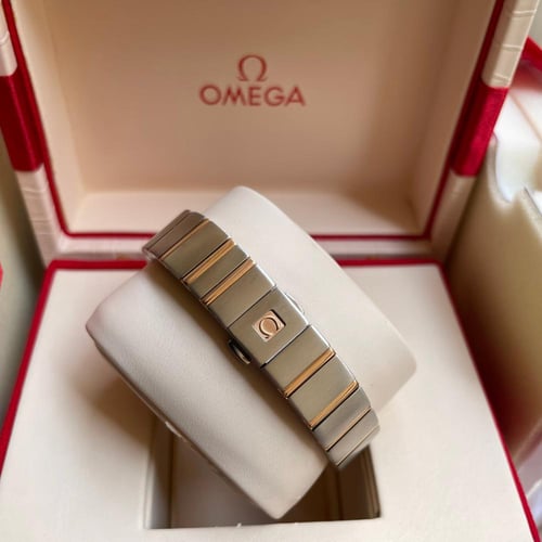 اوميغا كونسيتليشن روز قولد مينا مميز