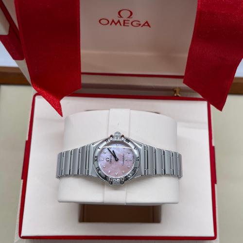 ساعة اوميغا نسائي مينا وردي pink dial