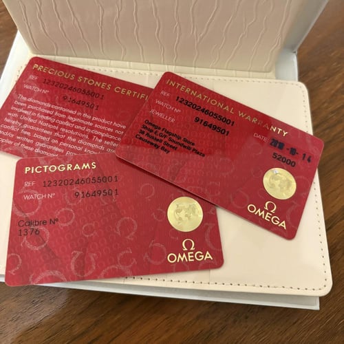 اوميغا كونسيتليشن مينا صدف الماس