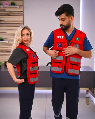 سترة مسعف الهلال الاحمر EMT Vest