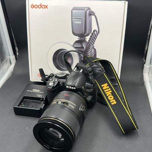 كاميرا نيكون D3100 نظيفة مع عدسة ماكرو + اضاءة