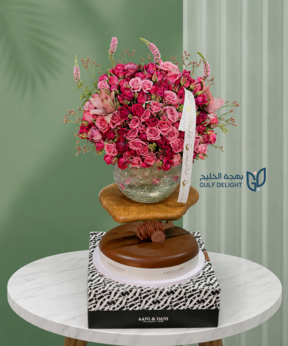 فازة ورد مع كيكة هدية المناسبات الرائعة توصيل الري...