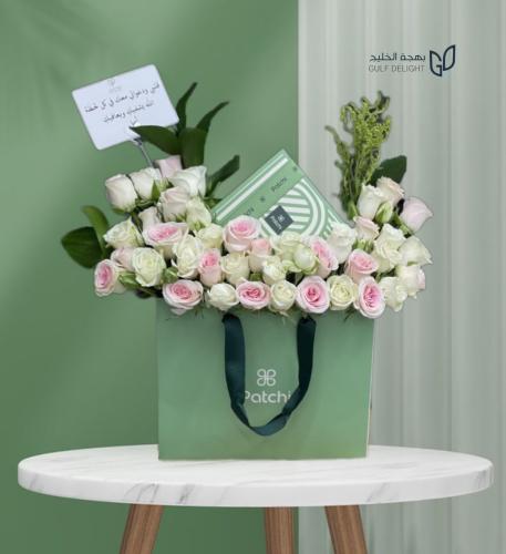 هدية تشوكلت باتشي مع ورد طبيعي بيبي روز كرت اهداء...