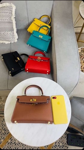 ليلي اند بين