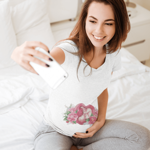 تشيرت حامل الجنين والزهور