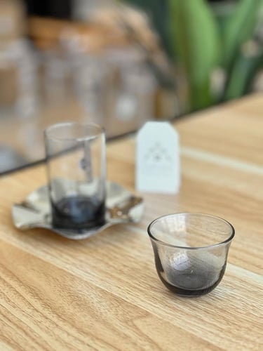 طقم قهوة وشاهي 18 قطعة بلون أنيق