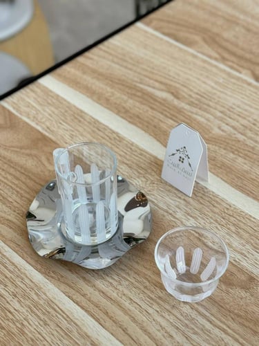 طقم شاهي وقهوة 18 قطعة بتصميم مبتكر ومميز