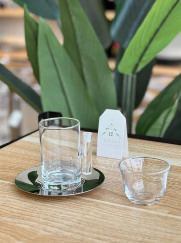 طقم شاهي وقهوة 18 قطعة وبفكرة راقية