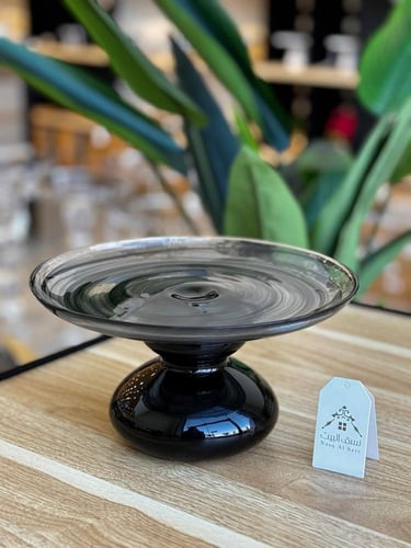 حامل أو استاند ضيافة زجاجي باللون الأسود