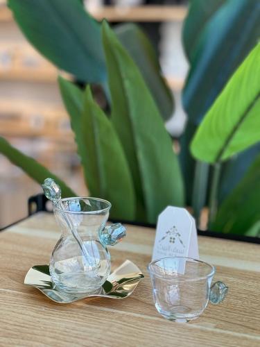 طقم شاهي وقهوة 24 قطعة