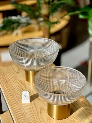 حامل ضيافة زجاجي بقاعدة ذهبية