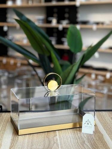 آنية تقديم ذهبية بغطاء من الاكريليك