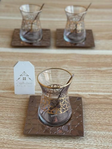 طقم شاهي 18 قطعة وبلون روز قولد