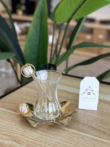 طقم شاهي 18 قطعة " ذهبي ووردي "