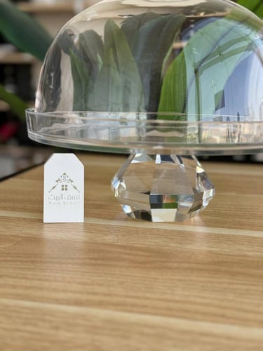 آنية تقديم بغطاء مصنوعة من الزجاج الشفاف