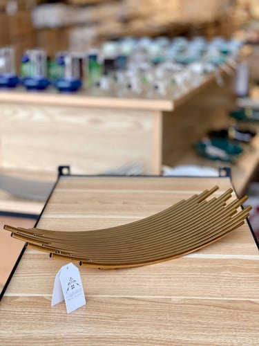 صينية تقديم معدن بتصميم مميّز