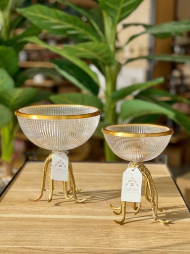 حامل ضيافة شفاف مع قاعدة ذهبية