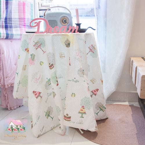 8744 مفرش طاولة الحلويات (مربع)