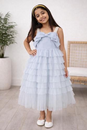 فستان الفيونكه