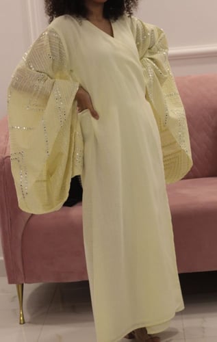 فستان الفيونكة