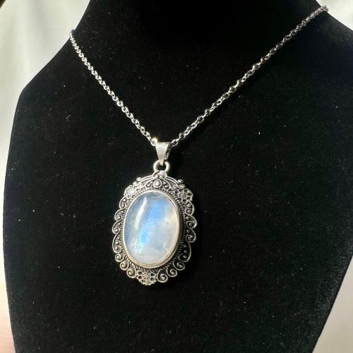 سلسال حجر القمر عالي لجودة