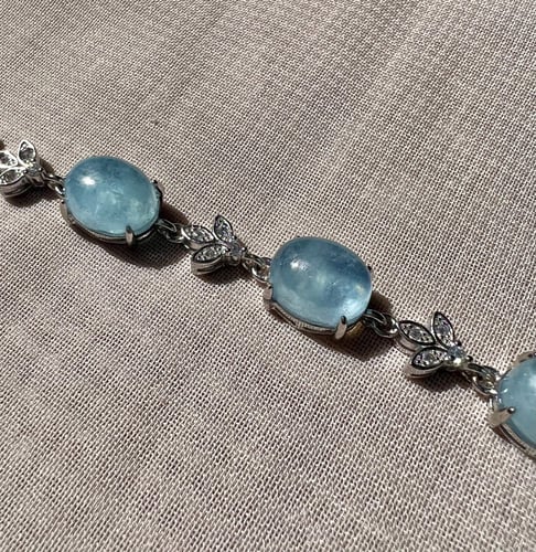 اسوارة اكوامارين مسخن طبيعي